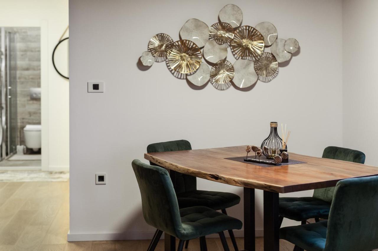 Apartment Josip プーラ エクステリア 写真