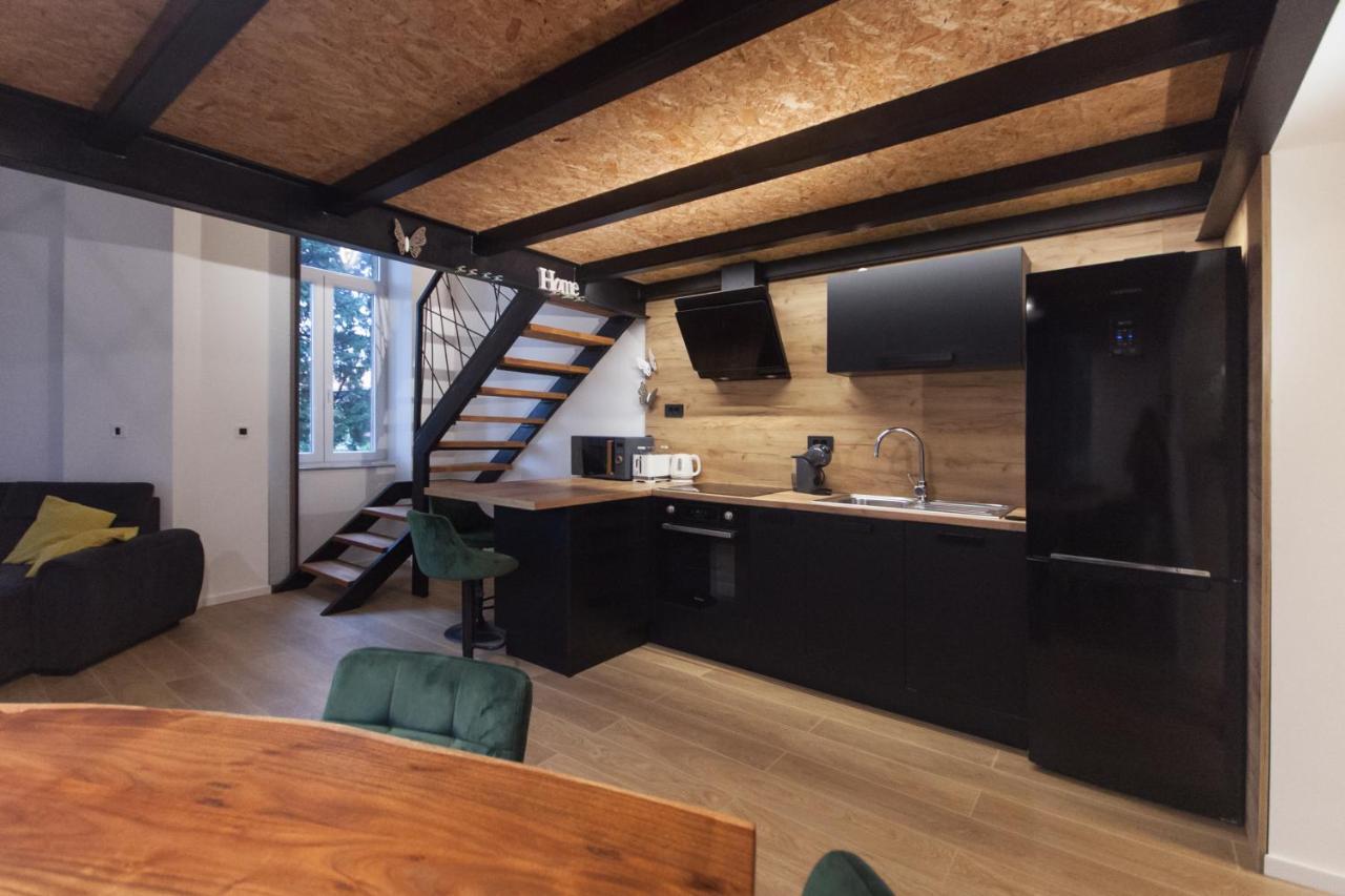 Apartment Josip プーラ エクステリア 写真